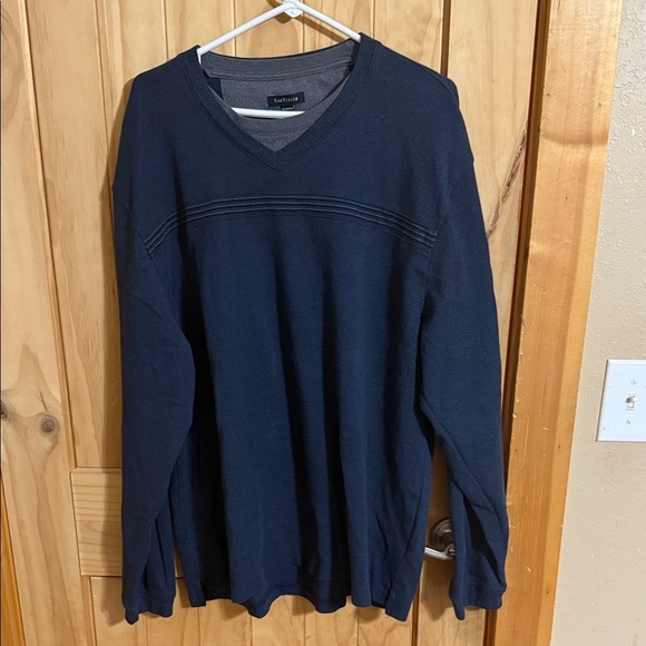 Van Heusen Men's Navy V-Neck Sweater - Picture 1 of 4